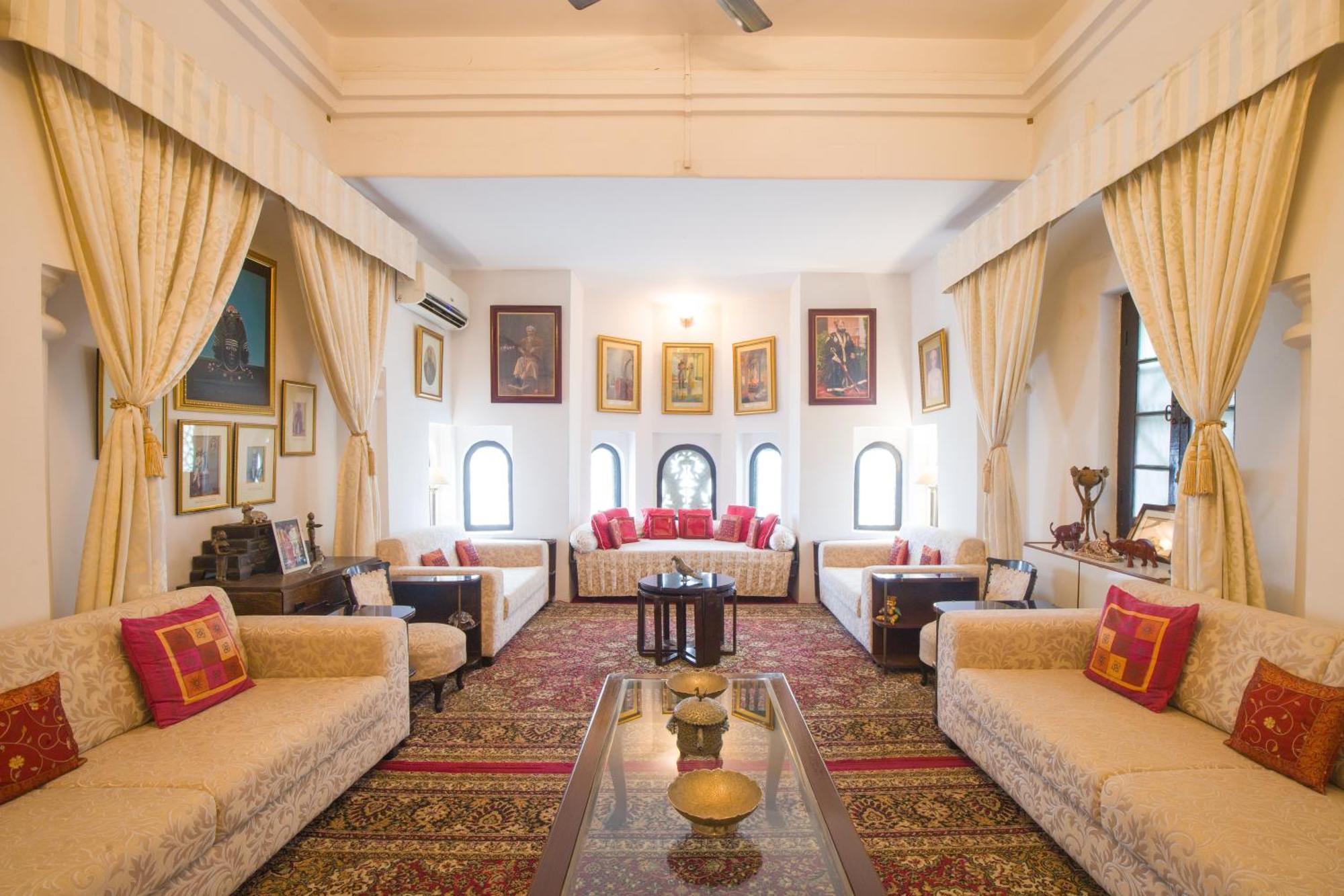 Bedla House- Boutique Heritage Homestay ウダイプル エクステリア 写真
