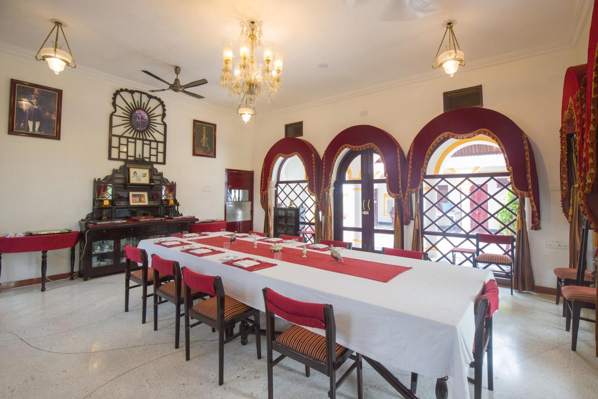 Bedla House- Boutique Heritage Homestay ウダイプル エクステリア 写真
